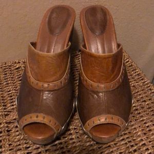 YKnot Saddle Up Western Leather Wedge Sandals 7